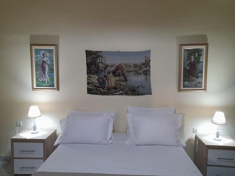 Vakantiehuis Mamos Sunset House Plaka *